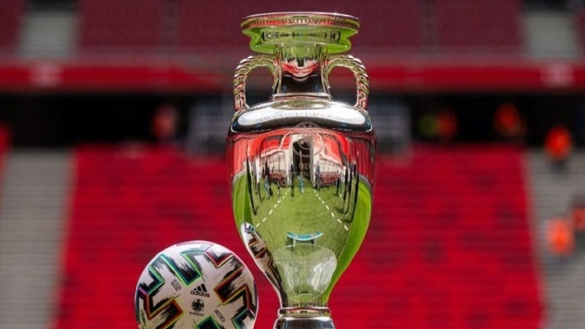 EURO 2028'de yeni format! Ev sahibi ülkeler...