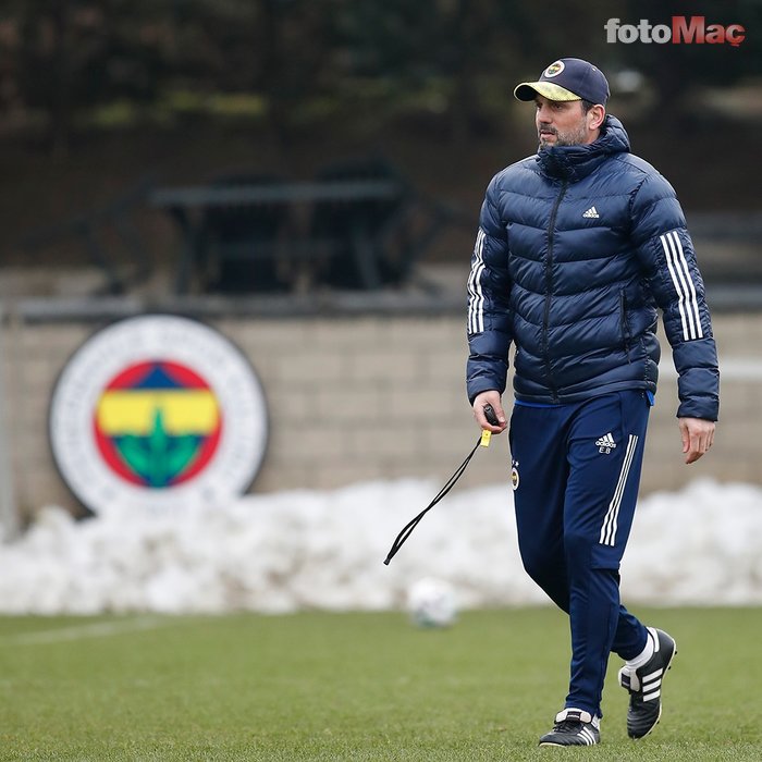 Son dakika spor haberleri: Fenerbahçe'de İrfan Can Kahveci takımla çalıştı! İşte o görüntüler