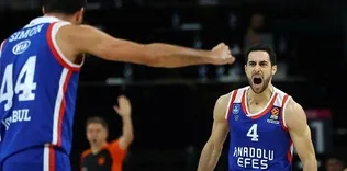 Anadolu Efes kazanmaya devam ediyor!
