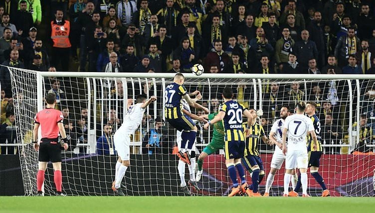 Ahmet Çakar: "Bence gol değil"