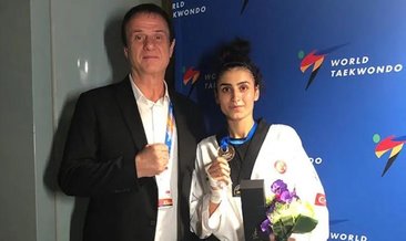 Milli tekvandocu Hatice Kübra İlgün'den altın madalya