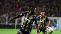 Victor Moses imzaya kaldı
