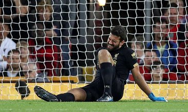 Alisson'dan Liverpool'a kötü haber