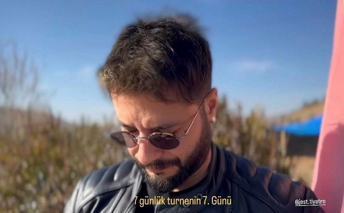 tolga-guleryuz-kimdir-bas-belasi-tiyatro-ekibinden-tolga-guleryuz-nereli-kac-yasindaydi-1669019444381.jpeg
