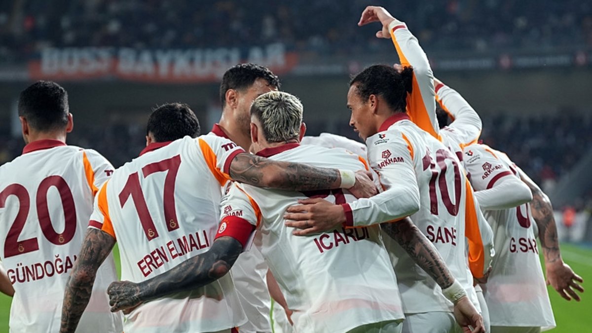 Okan Buruk'tan Osimhen kararı! İşte Galatasaray'ın Bodo/Glimt maçı muhtemel 11'i Okan Buruk'tan Osimhen kararı! İşte Galatasaray'ın Bodo/Glimt maçı muhtemel 11'i