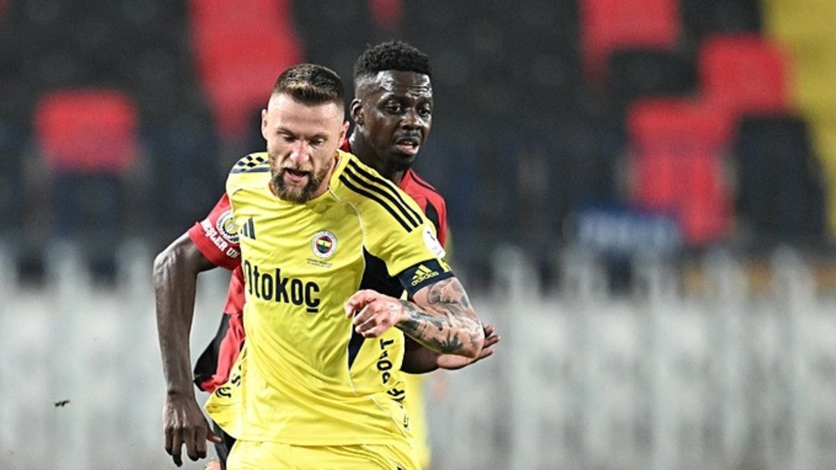 Pasta zirve Fener'in