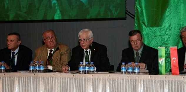 Bursaspor taraftarlarından mali kongrenin iptali için savcılığa başvuru