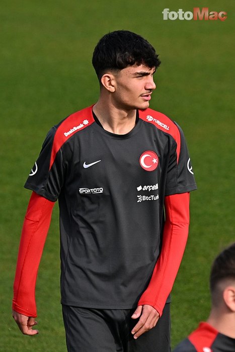 Hakan Çalhanoğlu'dan Galatasaray'a transfer engeli!