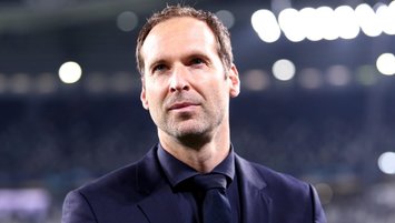 Petr Cech Chelsea'deki görevini bıraktığını duyurdu