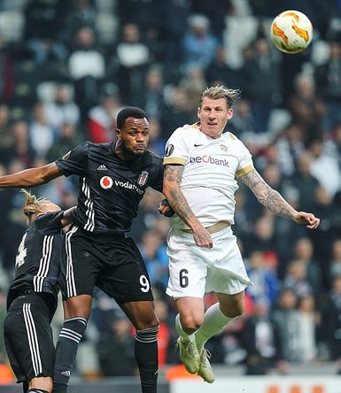 Spor yazarları Beşiktaş - Genk maçını yazdı