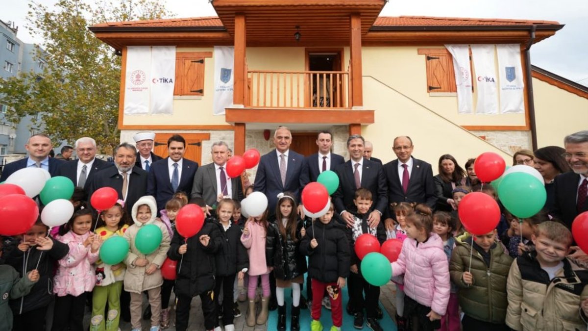 Naim Süleymanoğlu anı evi törenle açıldı!