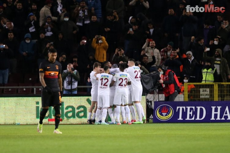 Ömer Üründül'den flaş Galatasaray yorumu! "Tam bir felaket"
