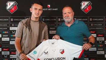 Sneijder’ın oğlu imzaladı