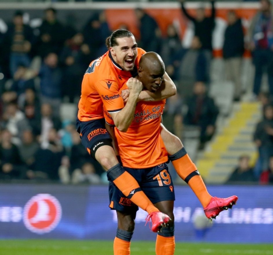 Basaksehir Besiktas Macinda Demba Ba Attigi Gole Sevinmedi Son Dakika Besiktas Haberleri Fotograflari Fotomac