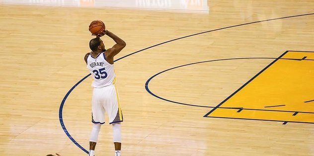 Warriors Nuggets fight for Western Conference lead