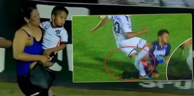 Ayağı kırılan futbolcunun Annesi sahaya daldı! | İZLEYİN