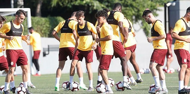 Galatasaray'da çifte mesai devam ediyor