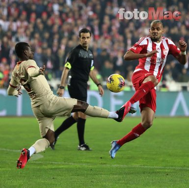 Galatasaray taraftarı Sivasspor maçı sonrası çıldırdı! Kulübün kapısından geçmesin