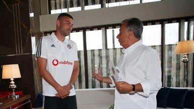 Burak Yılmaz Beşiktaş'ın kongre üyesi oldu