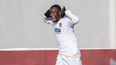 Alanyaspor'a kötü haber! Sezonu kapattı...