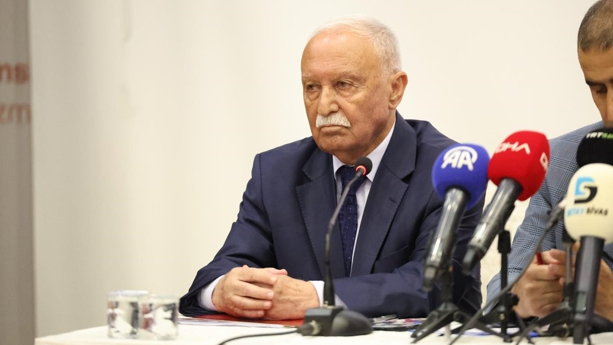 Sivasspor Kulüp Müdürü Cafer Kaplan: "Sivasspor çok zor durumda"