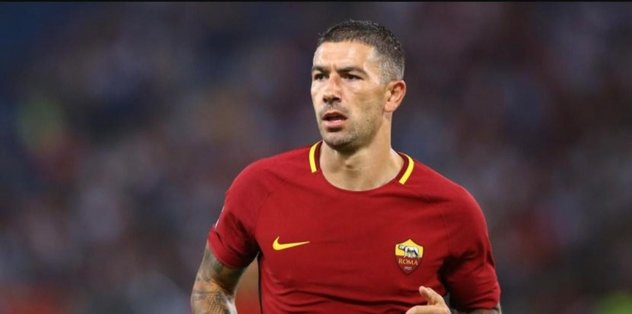 Fenerbahçe'de Kolarov operasyonu!