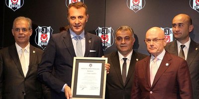 Beşiktaş'ta yeni yönetim mazbatasını aldı