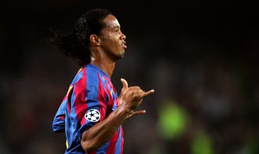Ronaldinho futbola geri dönüyor!