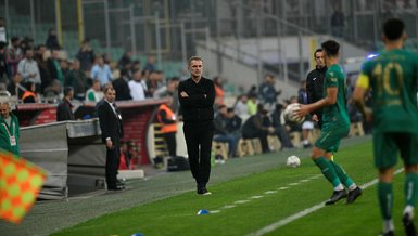 Bursaspor'da teknik direktör Tahsim Tam istifa etti