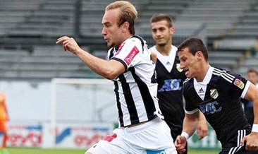 Trabzonspor Dan Besiktas A Transfer Calimi Son Dakika Trabzonspor Haberleri Fotomac