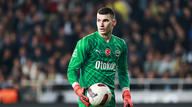 Fenerbahçe'de Livakovic krizi! Yönetim seferber oldu