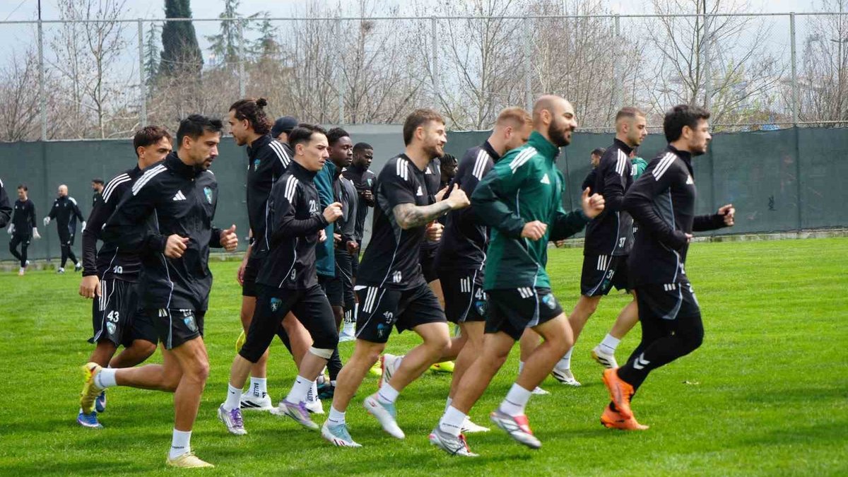 Kocaelispor'da Dijksteel, RAMS Başakşehir maçı öncesi konuştu!