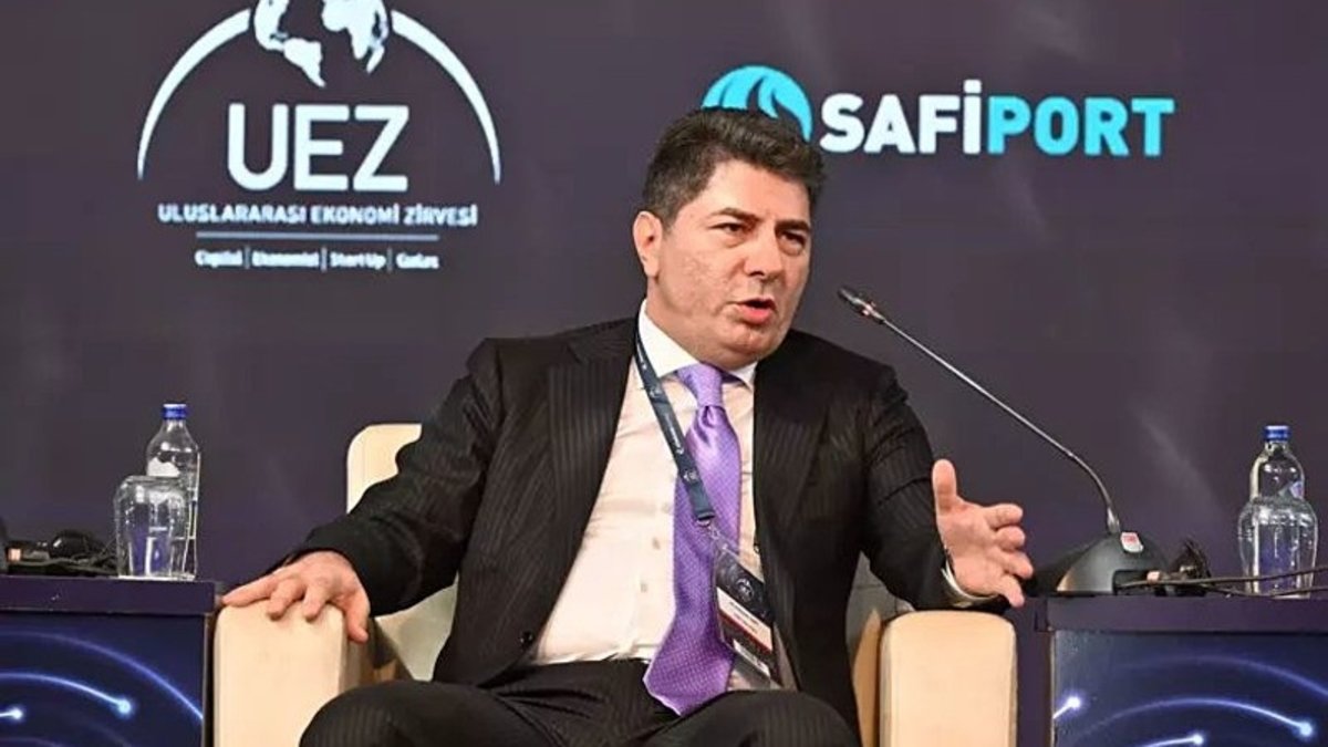 Eski Fenerbahçeli icra Hakan Safi, gündeme dair açıklamada bulundu