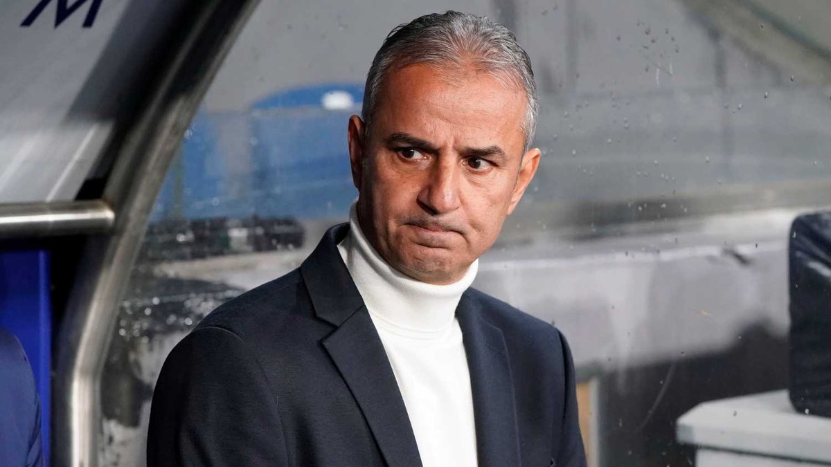 Fenerbahçe'de kaleye 3 aday! İsmail Kartal'ın kararı...