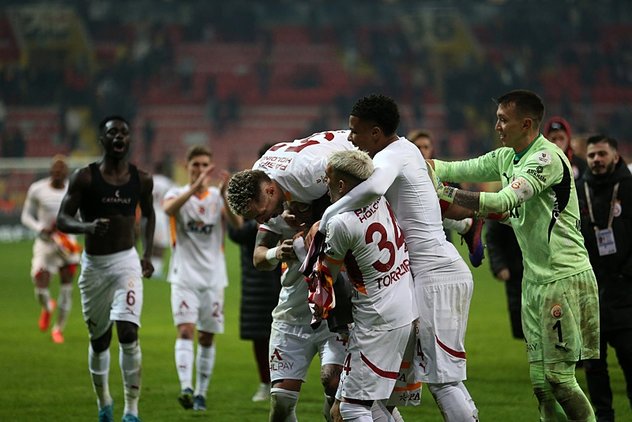 galatasaray-goztepe-canli-galatasaray-goztepe-maci-ne-zaman-saat-kacta-ve-hangi-kanalda-1735993701545.jpeg