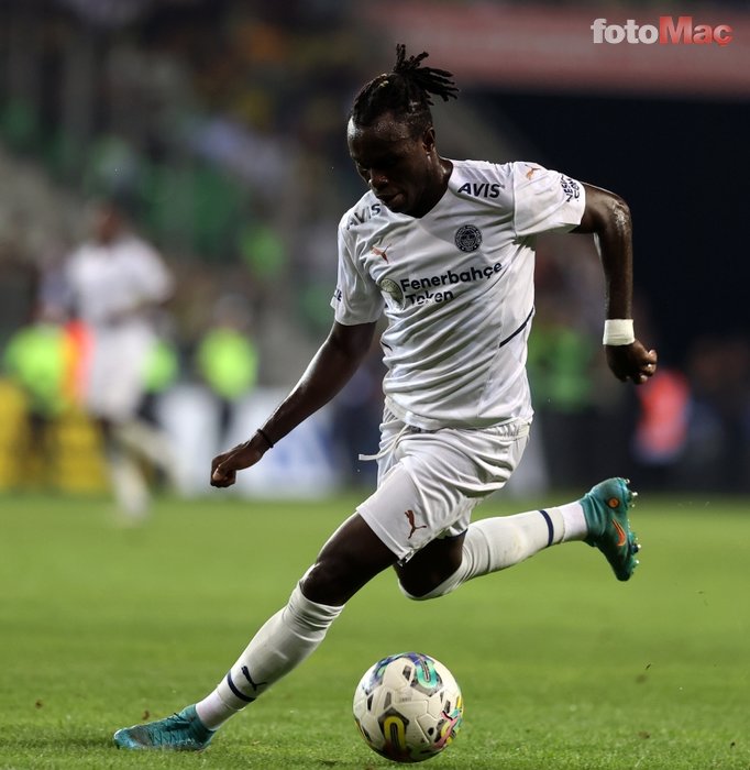 Fenerbahçe için eski Trabzonsporluyu yazdılar! Transferde hedef Theo Bongonda