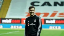 Ve Dorukhan defansa geçiyor