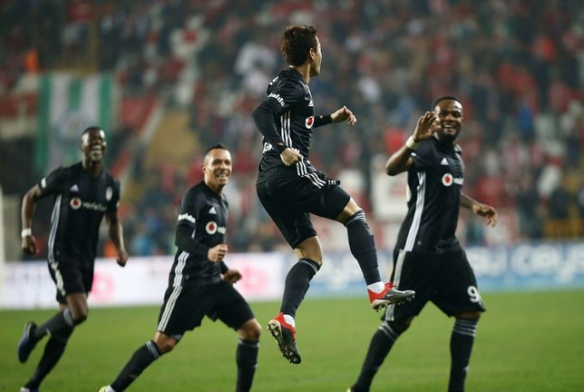 BeÅiktaÅ'ta Kagawa yıktı, geçti! Tolgay Arslan...