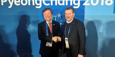 Bakan Bak PyeongChang'da açılışı izledi