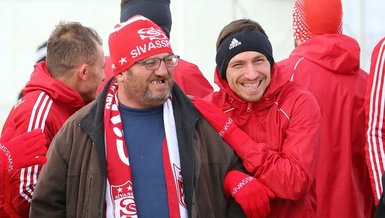 Sabaha kadar idmandayız!