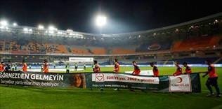 Üç maç daha Başakşehir'de