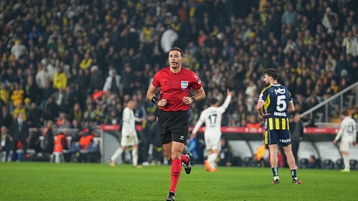 Ahmet Çakar’dan flaş Oğuzhan Çakır eleştirisi! “Asla bu seviyenin hakemi değil”