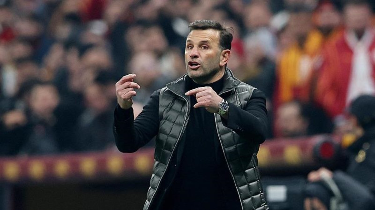 Galatasaray çeyrek final için sahada! İşte Okan Buruk'un Tümosan Konyaspor maçı muhtemel 11'i Galatasaray çeyrek final için sahada! İşte Okan Buruk'un Tümosan Konyaspor maçı muhtemel 11'i