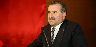Bakan Osman Aşkın Bak’tan tebrik