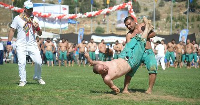 Adana'da 533. Karakucak Güreşleri heyecanı