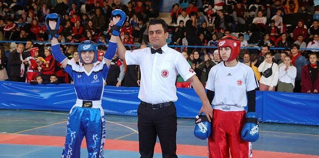 Gençler Türkiye Okullar Kick Boks Şampiyonası