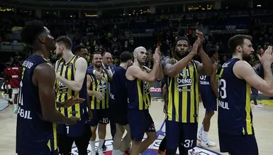 Anadolu Efes ve Fenerbahçe Beko ilk 5'te!
