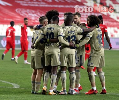 Spor yazarları Sivasspor-Fenerbahçe maçını dikkat çeken sözlerle değerlendirdi