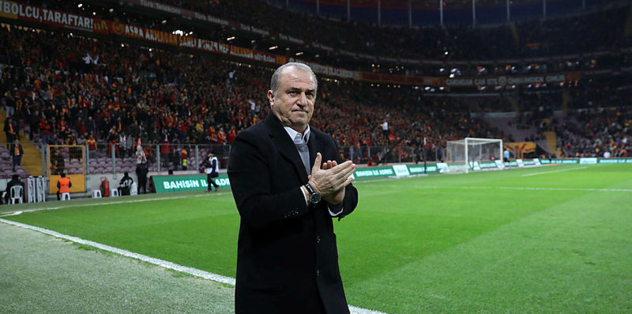 Terim: Taraftarla yürüyoruz