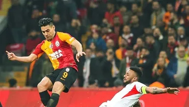Falcao: Şehit ailelerine başsağlığı diliyorum